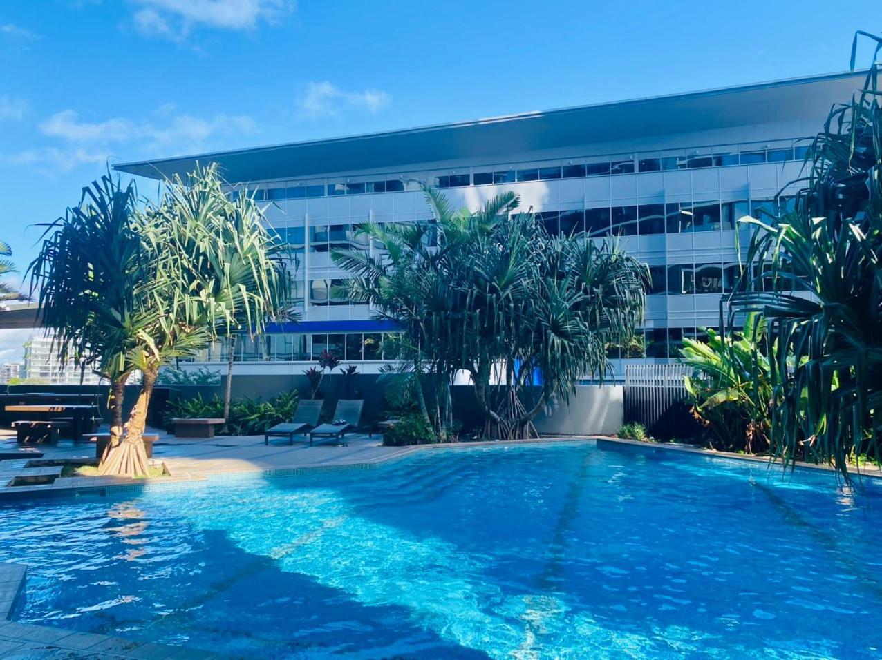 Luxury And Convenient Unit In South Brisbane Apartment Exterior photo